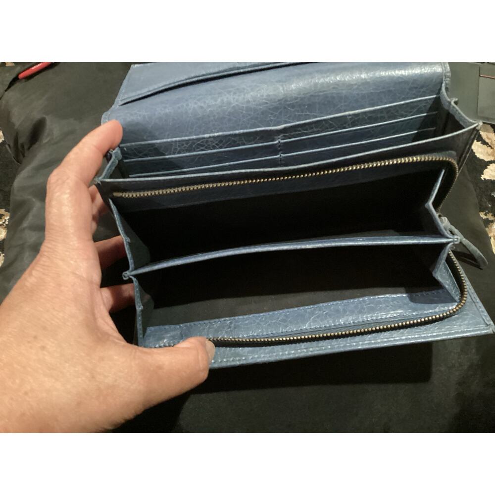 BALENCIAGA Leather Classic Money Bifold Wallet - Picture 6 of 8